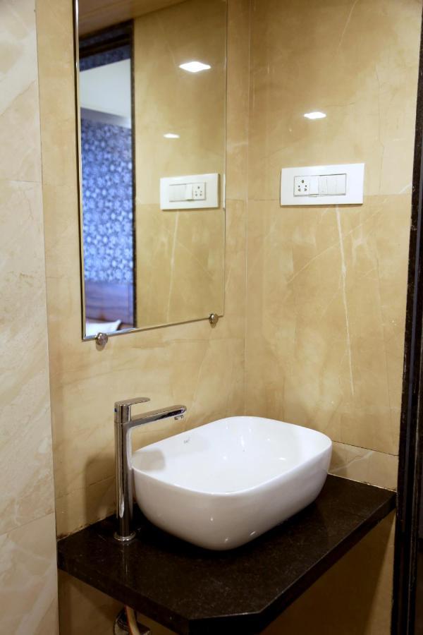 Hotel Sea Shore Navi Mumbai Exterior foto